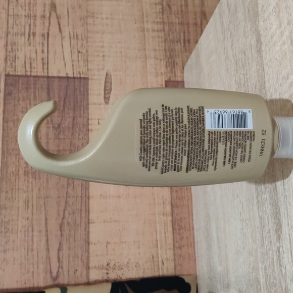 Hair and body wash (Avon) Wild country - Picture 2 of 4